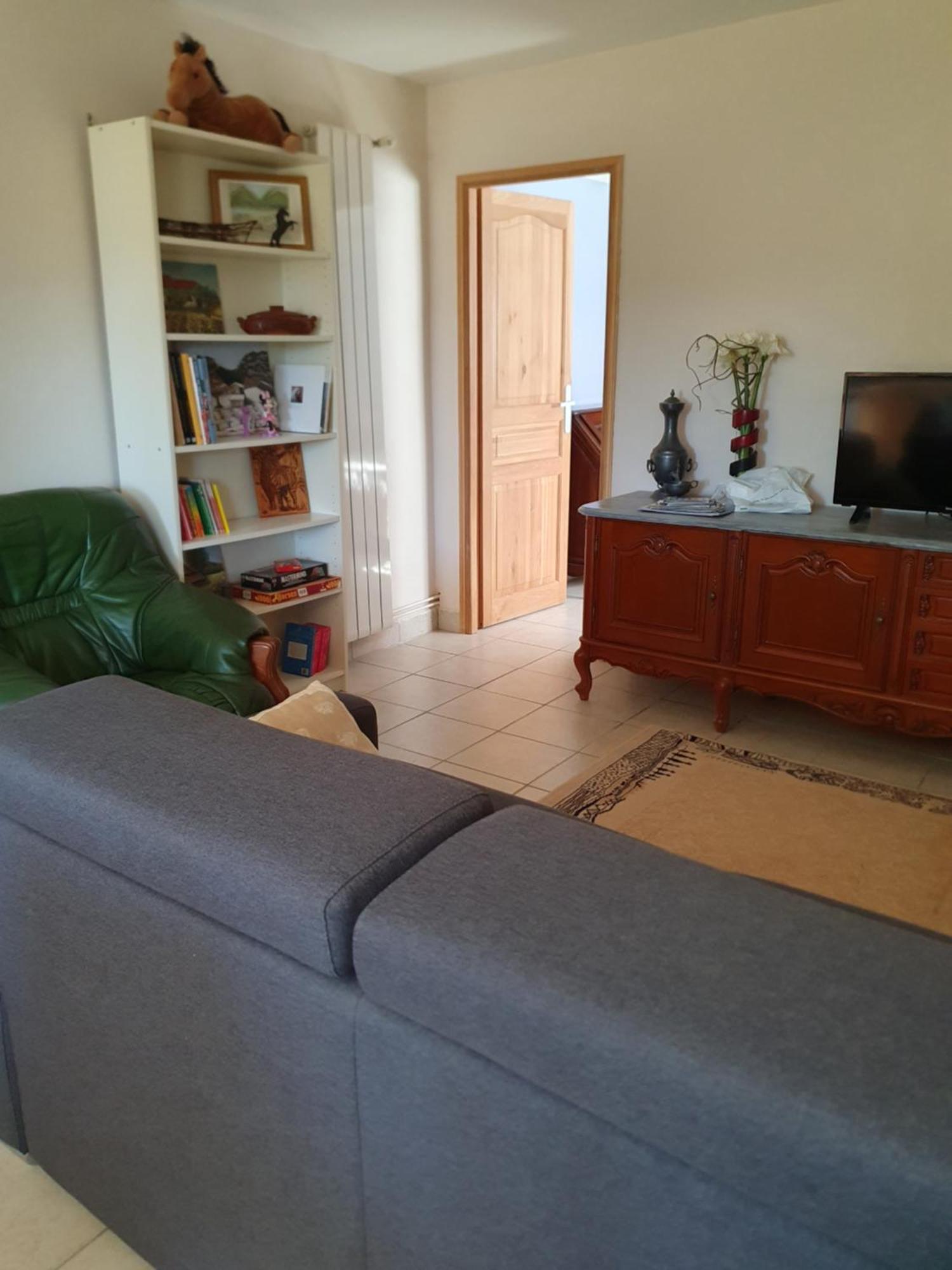 Appartement T2 Bas De Villa Avec Jardinet Au Calme Proche Mer لا سين سور مير المظهر الخارجي الصورة