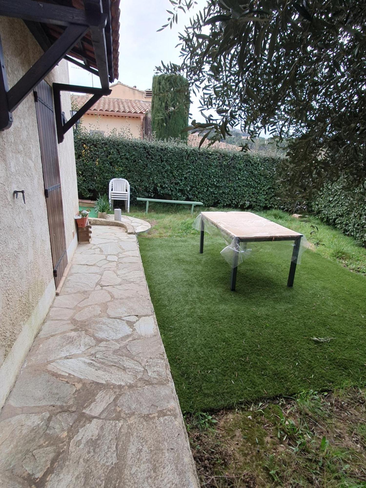 Appartement T2 Bas De Villa Avec Jardinet Au Calme Proche Mer لا سين سور مير المظهر الخارجي الصورة